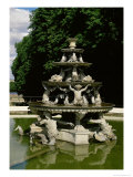 Fontaine de La Pyramide Giclee Print by François Girardon