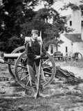 Private D.W.C. Arnold, Union Army, Photographed Near Harper's Ferry, Virginia, 1861 Fotografisk trykk av Mathew B. Brady Private D.W.C. Arnold, Union Army, Photographed Near Harper's Ferry, Virginia, 1861 Fotografisk trykk av Mathew B. Brady