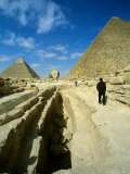 Boat Pit, Khafre's Pyramid, Sphinx, Old Kingdom, Giza Plateau, Egypt Photographie par Kenneth Garrett
