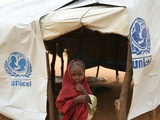A Sudanese School Girl Stands Infront of Her Class Room Photographie