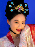 Woman in Tang Dynasty Traditional Costume, China Photographie par Bill Bachmann