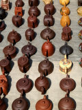 Yixing Teapots For Sale at a Street Market, Shandong Province, Jinan, China Fotografisk trykk av Bruce Behnke Yixing Teapots For Sale at a Street Market, Shandong Province, Jinan, China Fotografisk trykk av Bruce Behnke
