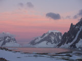 Sunset Light on Lemaire Channel, Antarctic Peninsula Fotografie-Druck von Hugh Rose