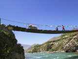 Hanging Bridge Across the River, Shigatse, Tibet, China Photographie par Keren Su