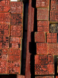 Used Chops For Sale at a Street Market, Shandong Province, Jinan, China Fotografisk trykk av Bruce Behnke Used Chops For Sale at a Street Market, Shandong Province, Jinan, China Fotografisk trykk av Bruce Behnke