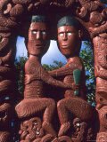 Native Maori, Wooden Tribal Statue, Maori Arts and Crafts Institute, New Zealand Photographie par Bill Bachmann