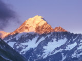 Mt. Cook at Sunset, Mt. Cook National Park, South Island, New Zealand Lámina fotográfica por Rob Tilley Mt. Cook at Sunset, Mt. Cook National Park, South Island, New Zealand Lámina fotográfica por Rob Tilley