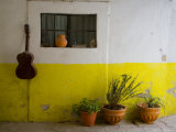 Exterior Wall, Mineral de Pozos, Guanajuato, Mexico Fotografisk tryk af Julie Eggers Exterior Wall, Mineral de Pozos, Guanajuato, Mexico Fotografisk tryk af Julie Eggers