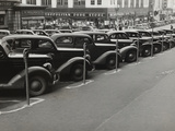 Black Cars and Meters, Omaha, Nebraska, c.1938 Posters par John Vachon