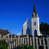 Town Church in Morning with Picket Fence in Front, Mendocino, USA Photographie par Wes Walker