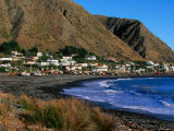 Coastal Fishing Village In Wairarapa Region, Ngawi, Wellington, New Zealand Lámina fotográfica por Paul Kennedy Coastal Fishing Village In Wairarapa Region, Ngawi, Wellington, New Zealand Lámina fotográfica por Paul Kennedy