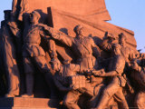 Sculpture Outside Museum of Chinese History and Museum of Revolution Bejing, China Photographie par Glenn Beanland