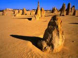 Rock Pinnacles In Desert Nambung NP, Western Australia, Australia Lámina fotográfica por Rob Blakers Rock Pinnacles In Desert Nambung NP, Western Australia, Australia Lámina fotográfica por Rob Blakers