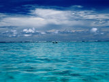 Tropical Water and Sky, Micronesia Photographie par Michael Aw