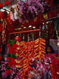 Garlands of Firecrackers and Flowers, Melaka, Melaka, Malaysia Fotografie-Druck von Richard I'Anson