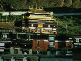 View of Tashilhunpo Monastery, Seat of Panchen Lama, Shigatse, Tibet Photographie par Richard I'Anson