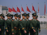 People's Liberation Army Soldiers at Tianananmen Square, Beijing, China Photographie par Diana Mayfield