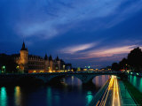 Conciergerie on River Seine, Originally Built as Royal Palace in 14th Century, Paris, France Photographie par Bill Wassman
