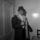 Billy Fury Leaving the London Clinic Lámina fotográfica Billy Fury Leaving the London Clinic Lámina fotográfica