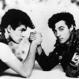 George Michael and Andrew Ridgeley Co-Stars in Wham Pop Group, 1983 Lámina fotográfica George Michael and Andrew Ridgeley Co-Stars in Wham Pop Group, 1983 Lámina fotográfica