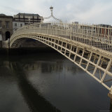 Dublin, Ireland - Hapenny Bridge Lámina fotográfica por Keith Levit