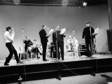 Harry Seacombe's Life Story with Spike Milligan, Peter Sellers and Ray Ellington, March 1966 Lámina fotográfica Harry Seacombe's Life Story with Spike Milligan, Peter Sellers and Ray Ellington, March 1966 Lámina fotográfica