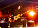 Keanu Reeves Played with His Band Dogstar, T on the River Concert, Northern Ireland, June 1999 Lámina fotográfica Keanu Reeves Played with His Band Dogstar, T on the River Concert, Northern Ireland, June 1999 Lámina fotográfica