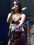 Andrea Corr Singer of the Irish Pop Group the Corrs, in Concert at Finsbury Park, London Lámina fotográfica
