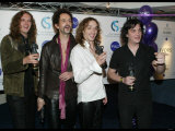 The Darkness at the 49th Ivor Novello Awards, May 2004 Fotografiskt tryck