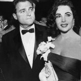 Elizabeth Taylor with Husband Mike Todd Lámina fotográfica Elizabeth Taylor with Husband Mike Todd Lámina fotográfica