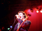Tears for Fears Lead Singer Roland Orzabal Singing on Stage Fotografická reprodukce