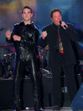 Tom Jones Performing at Brit Awards with Robbie Williams, February 1998 Photographie