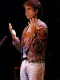 Cliff Richard Appears at Docklands Arena Lámina fotográfica
