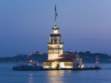 Kizkulesi, Bosphorus River, Istanbul, Turkey Photographic Print by Gavin Hellier