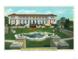 Exterior View of the New Atascadero Inn Bungalows - Atascadero, CA Posters