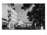 Medford, Oregon View of Central Avenue Photograph - Medford, OR Posters