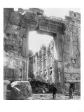 Ruins of a Temple in Baalbek Lebanon Photograph - Baalbek, Lebanon Láminas