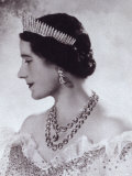 Portrait with Tiara of Her Majesty Queen Elizabeth, the Queen Mother Photographie par Cecil Beaton