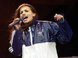 Mel from All Saints on Stage Att in the Park, July 2000 Lámina fotográfica Mel from All Saints on Stage Att in the Park, July 2000 Lámina fotográfica