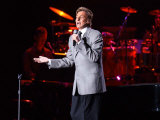 Barry Manilow in Concert at the NEC, Birmingham Photographie