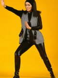Beverley Callard Dressed in an Avengers Outfit December 1990 Photographie