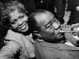 Louis Armstrong Jazz Trumpeter with His Wife, 1960 Photographie