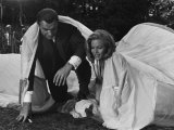 Film Goldfinger, 1964: Sean Connery and Honor Blackman Lámina fotográfica