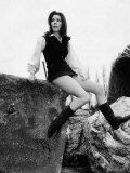 Actress Diana Rigg in a Scene from the Television Program the Avengers 1966 Photographie