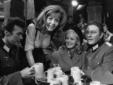 1968 Film Where Eagles Dare: Clint Eastwood, Richard Burton, Mary Ure and Ingrid Pitt Fotografie-Druck