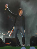 Kasabian at the Glastonbury Festival June 2007. Glastonbury Festival Lámina fotográfica