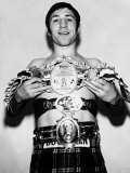 Boxing: Ken Buchanan Holding Up the World Lightweight Championship Belt Lámina fotográfica Boxing: Ken Buchanan Holding Up the World Lightweight Championship Belt Lámina fotográfica