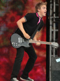 Mcfly at the T4 Party on the Beach Lámina fotográfica