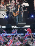 Trafalgar Square 60th Anniversary of VE Day Katie Melua Performing on Stage Lámina fotográfica