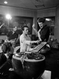 Ravi Shankar in Discussions with Producer Jonathan Miller in the BBC Sound Studio Photographie